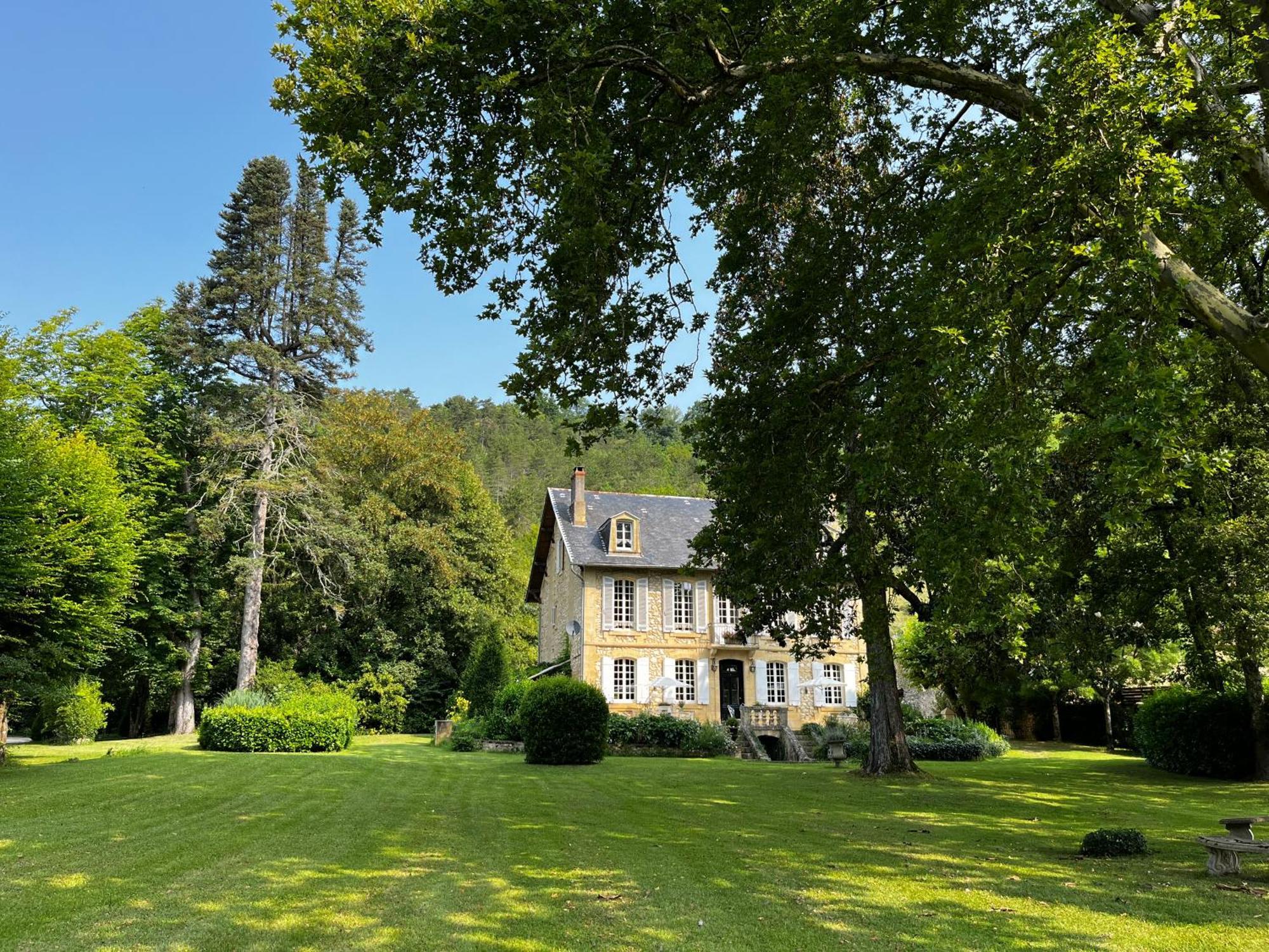 Le Bouquet Bleu Bed And Breakfast Siorac-en-Perigord Екстер'єр фото