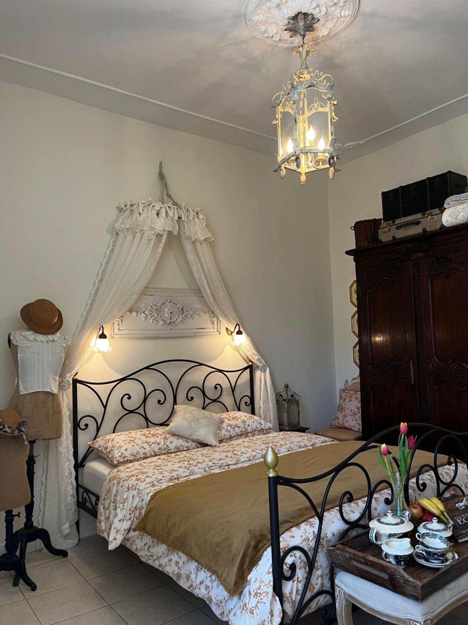 Le Bouquet Bleu Bed And Breakfast Siorac-en-Perigord Екстер'єр фото